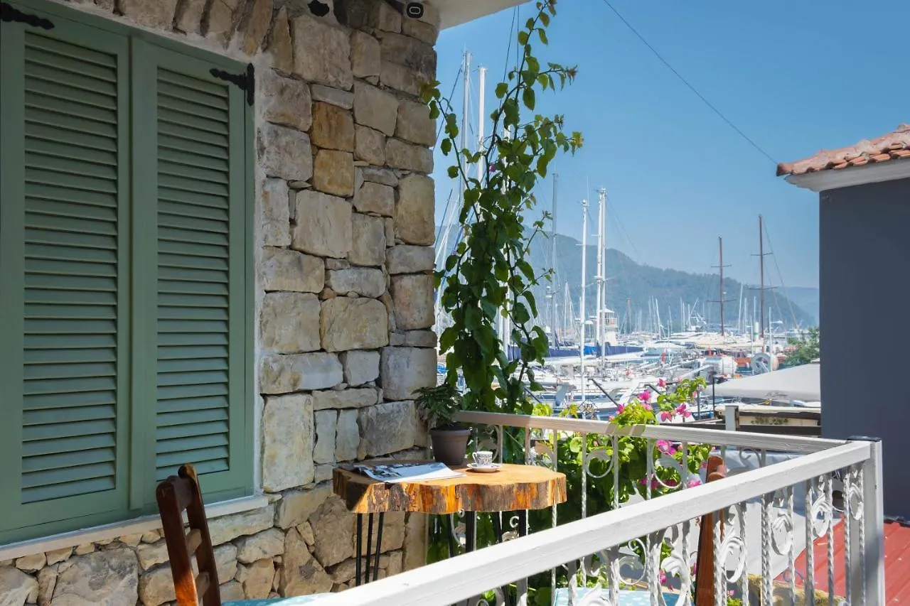 Rain Rooms And Food Marmaris Turquía